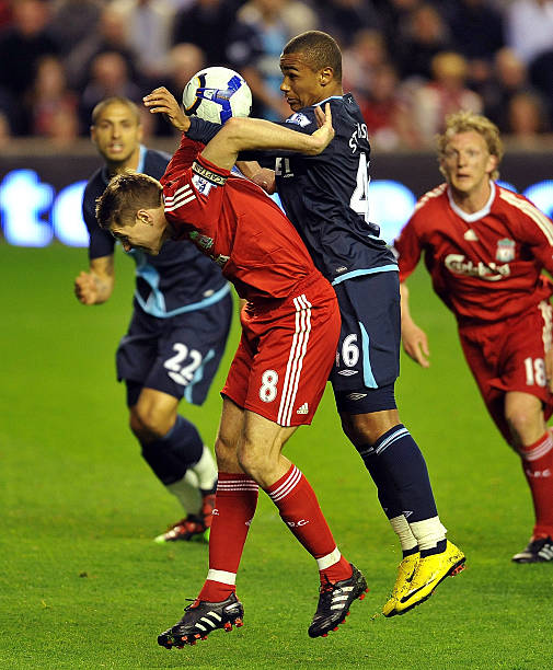 在媒体和社 在媒体和社